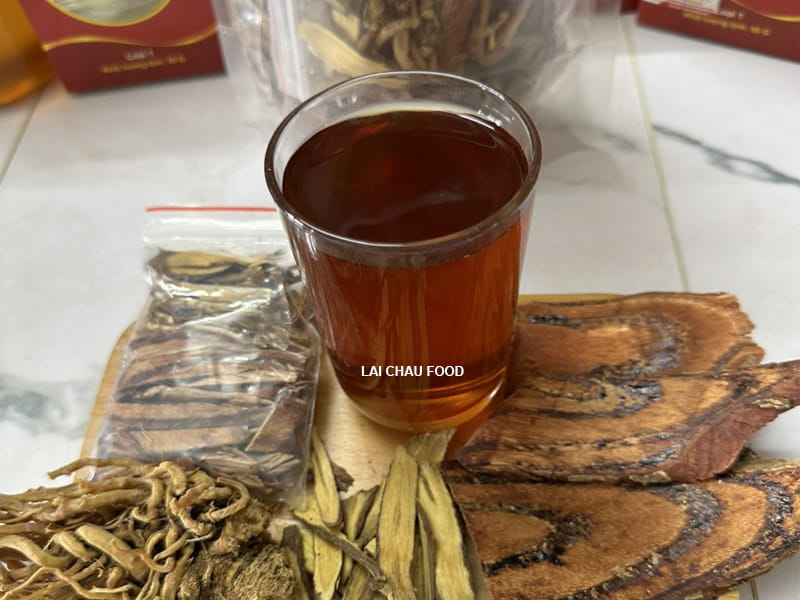 Trà thảo mộc cỏ máu, đương quy, cam thảo
