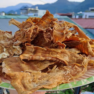 Măng bẹ khô (măng vầu) Lai Châu – Đặc sản Tây Bắc
