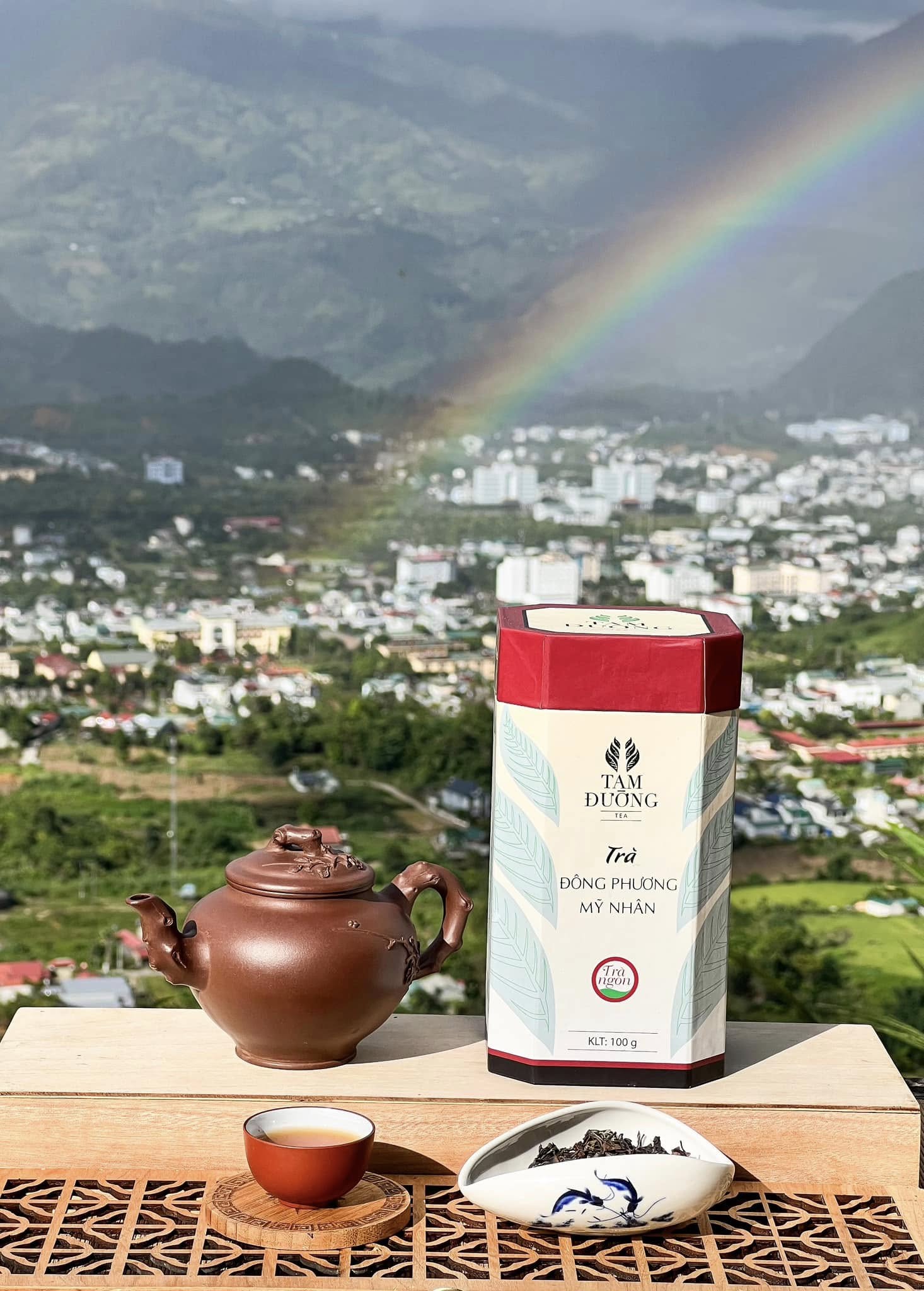 Hộp trà Đông Phương Mỹ Nhân 100g